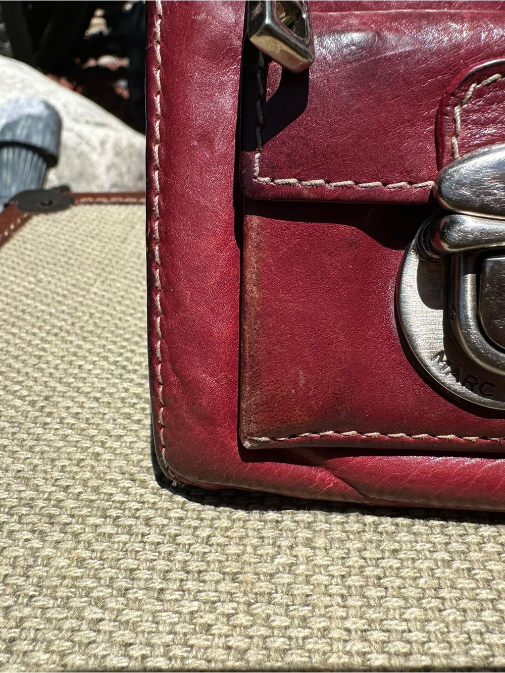 Marc Jacobs Burgundy Leather Wallet Clutch with Front Pockets - Picture 3 of 13
